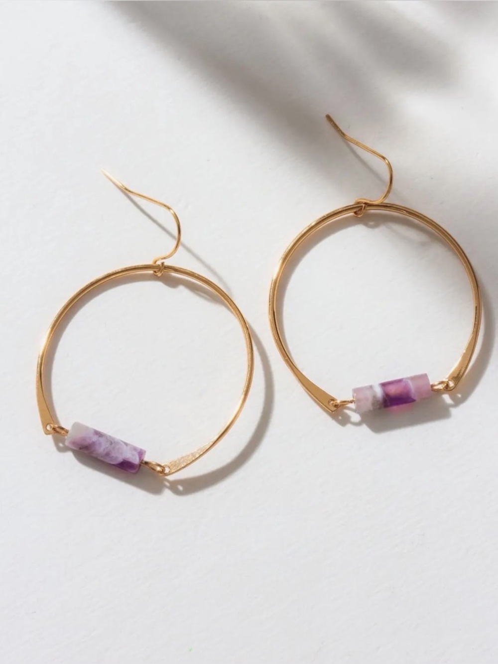 A393. Luna Norte Planetary Gems Chevron Amethyst Hoop Earrings
